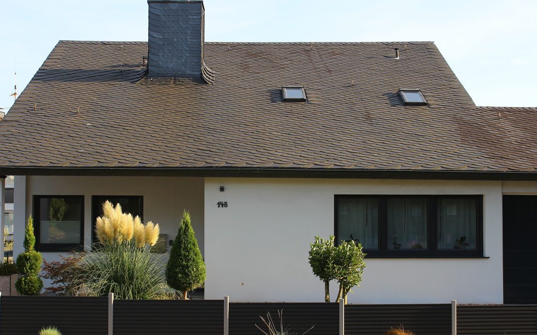 Protect Your Home – How to Spot a Damaged Roof Early