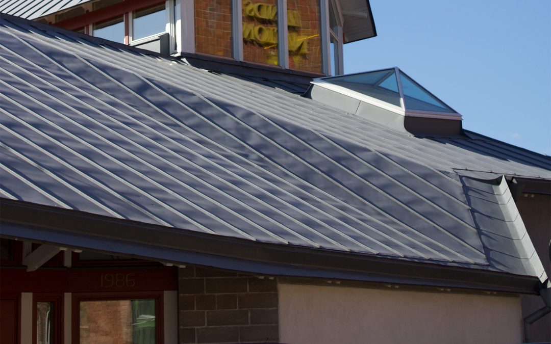 Top 5 Factors to Consider When Choosing the Right Roofing Material for Your Home